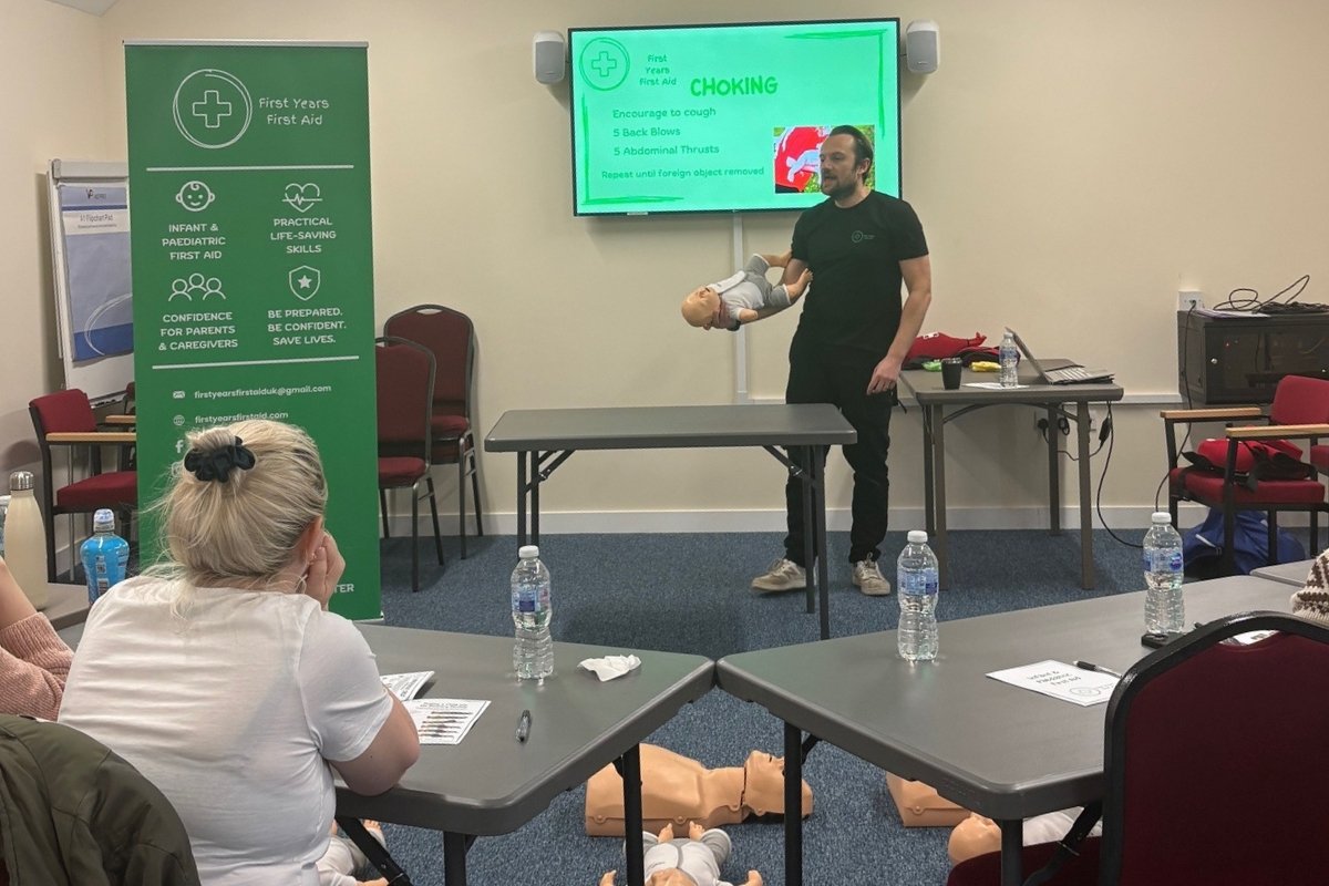 First Aid Training For Businesses in Poole Bournmouth and Dorset